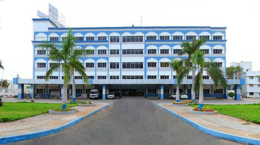https://cache.careers360.mobi/media/colleges/social-media/media-gallery/22497/2018/12/20/Campus View of Vivekanandha College of Nursing, Tiruchengode_Campus View.jpg